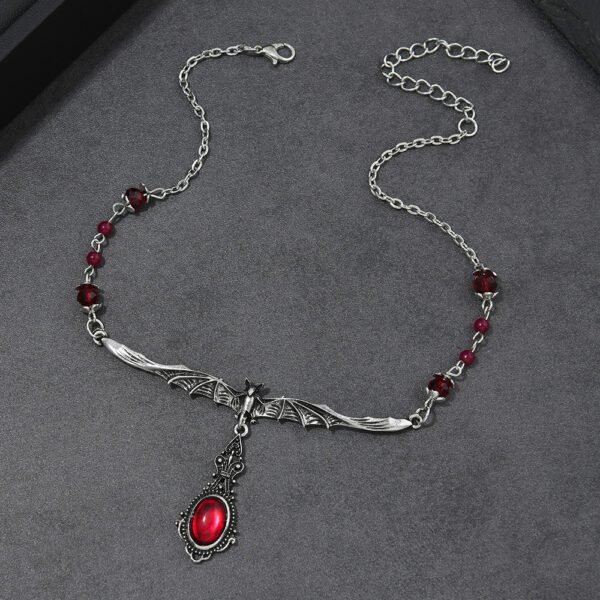 O1CN010h6jex24AMEepZBIs_2684747350-0-cib.jpg Gothic Bat Blood Drop Necklace