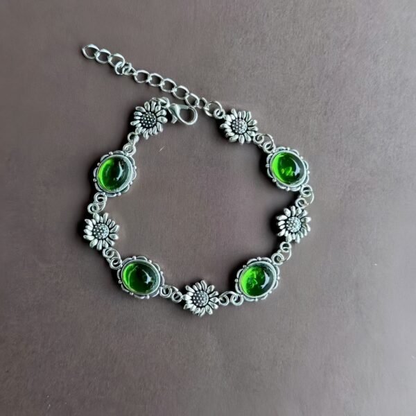 O1CN01HChjnX1bHZbMsFxN8_2220389083440-0-cib.jpg Green Gemstone Sunflower Bracelet