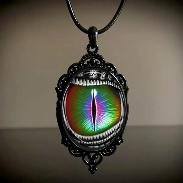 O1CN01MARBnK26FVjwWrahd_2216467957632-0-cib.jpg Black Devil Eye Cameo Necklace