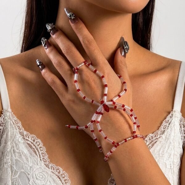 O1CN01png7Qe2CqVc2GEB6J_2074028525-0-cib.jpg Gothic Spider Hand Chain