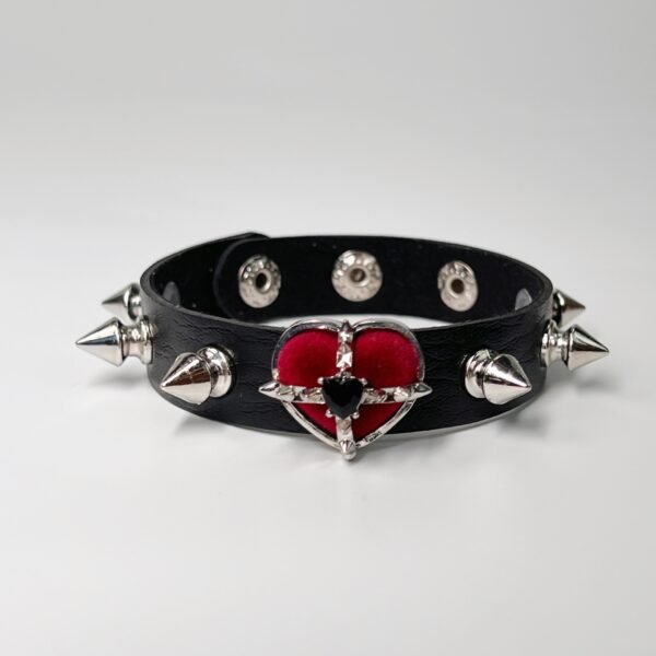 微信图片_20260702163802_732_190 Punk Heart Stud Bracelet